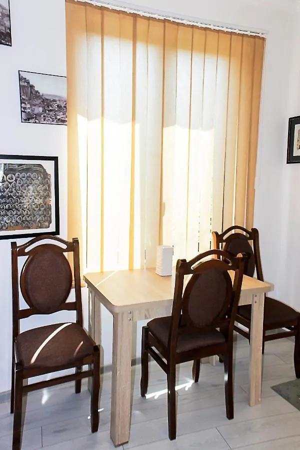 Old Tbilisi Apartment House Khudadova Georgien